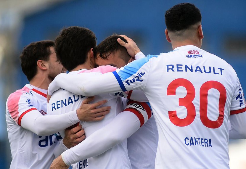 Nacional goleó 3-0 Wanderers con triplete de Gonzalo Bergessio por el  Campeonato Uruguayo, Deportes