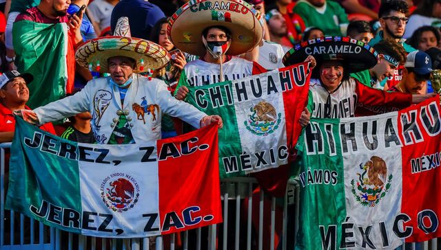 De partidos y deportados