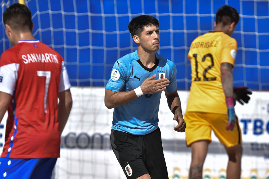 Brasil y Paraguay lideran el Sudamericano de fútbol playa, tras