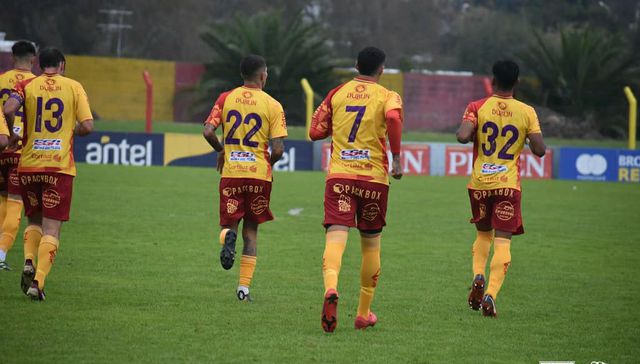 Fútbol uruguayo