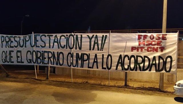 Cartel de pare