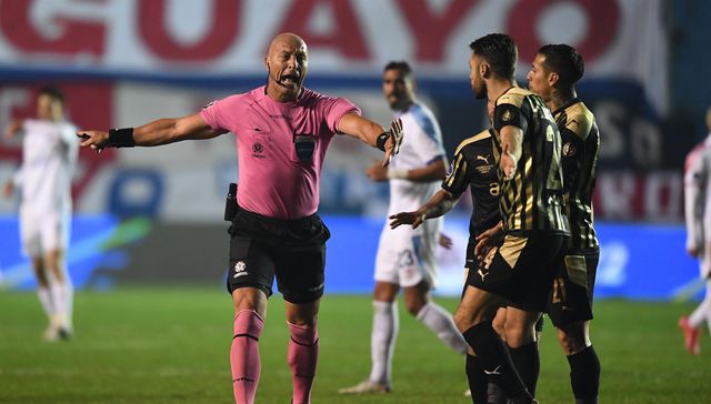 De nivel internacional