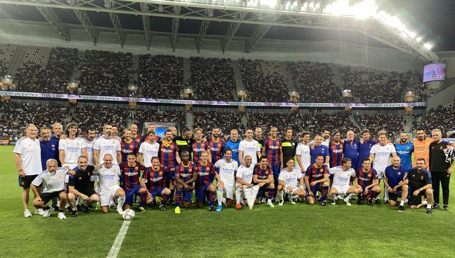 Muchos cracks juntos