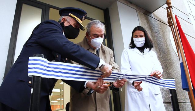 Alguien tiene que ceder