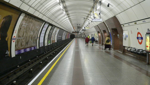 Ahorramos nafta caminando a pie