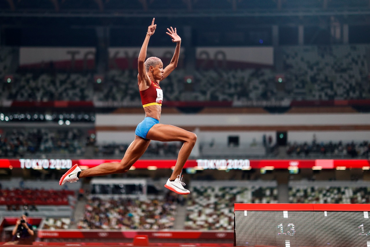 Tokio 2020 la venezolana Yulimar Rojas logró el oro y el récord