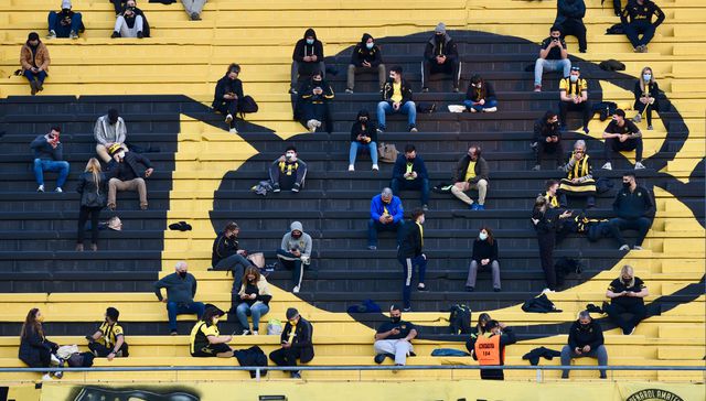 De la mano del equipo