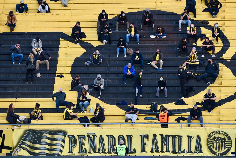 De la mano del equipo