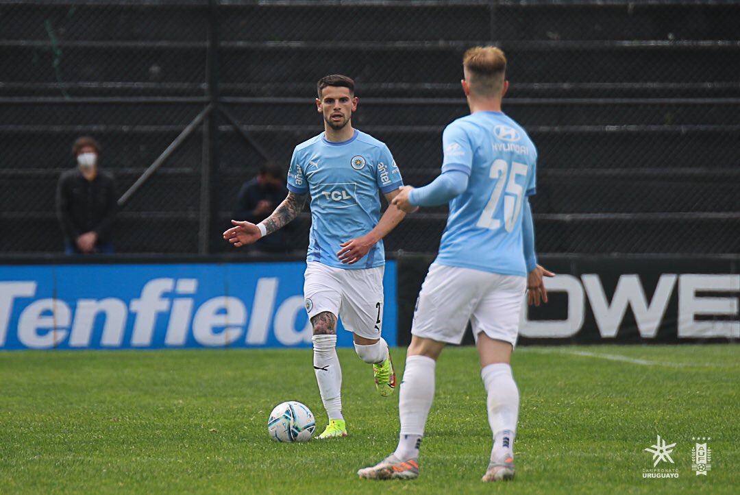 URUGUAY: AYER URUGUAY DEMOSTRO EL SELLO DE INDENTIDAD DEL FUTBOL URUGUAYO  