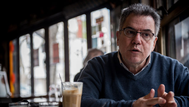 De letras, historia y política