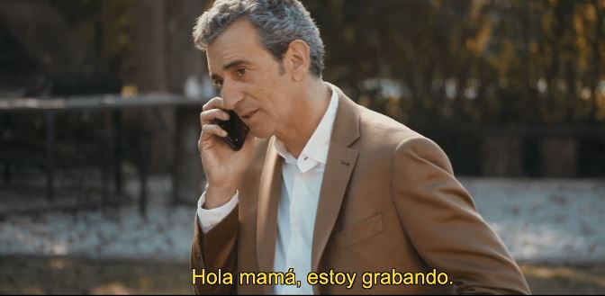 Madre de político argentino protagoniza campaña: “¿Solo Cristina puede putear?”