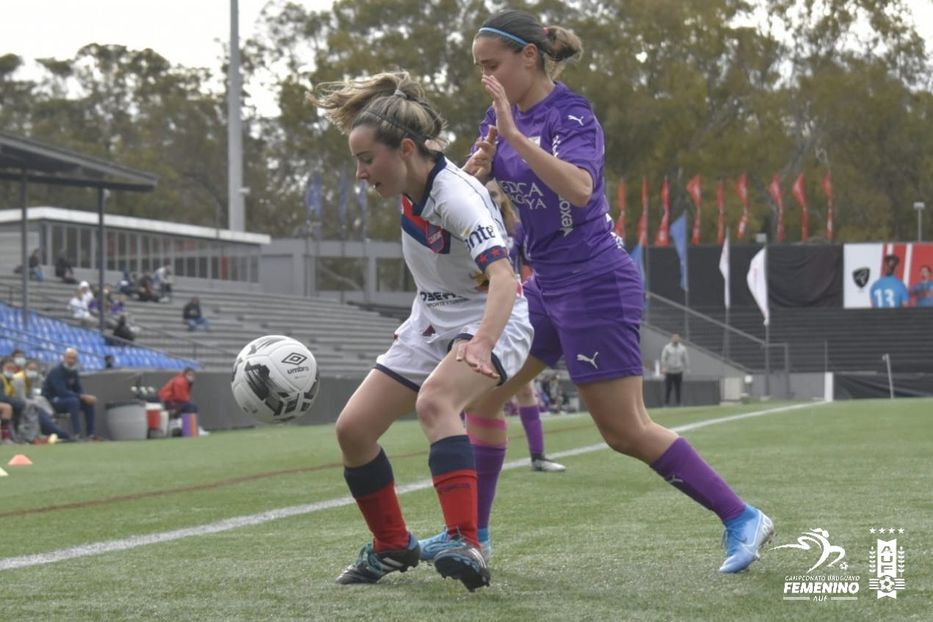 Fútbol Femenino  Peñarol 7-0 River Plate