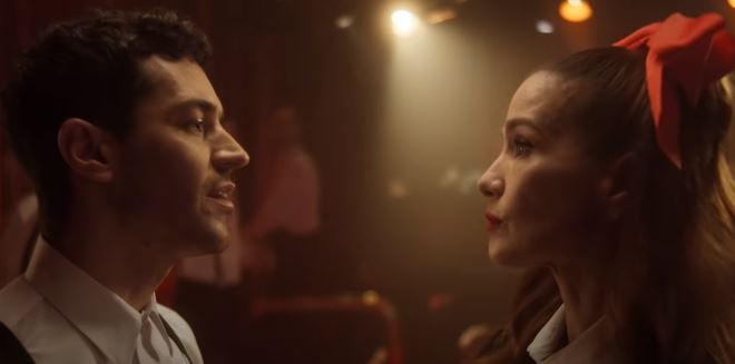 Natalia Oreiro y Juan Ingaramo estrenan la versión cumbia de “Me muero