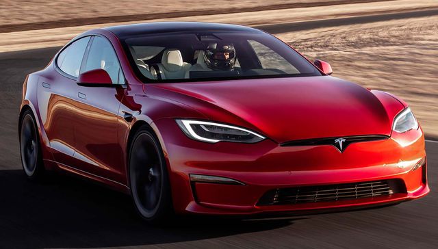 Elon, no contrates un robot