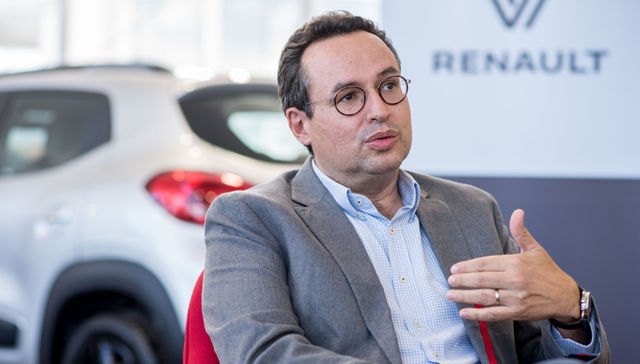 HÍBRIDOS Y ELÉCTRICOS