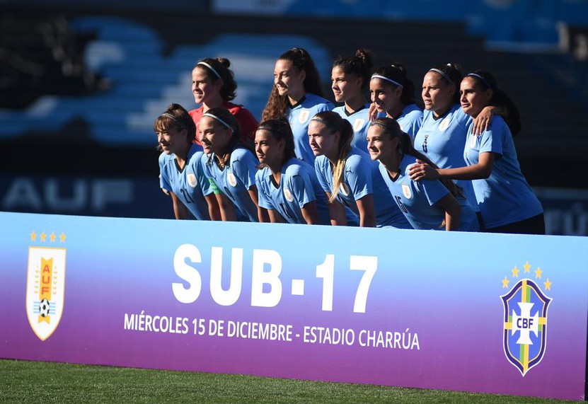 LA PRENSA  Diario - Fútbol Femenino / Uruguay empató con Chile en Sub 17