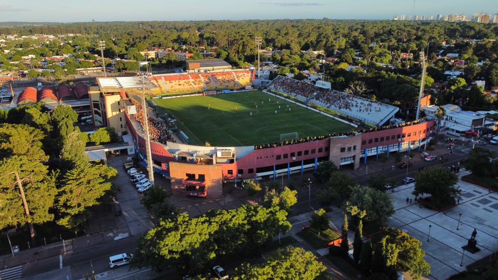 La selección uruguaya jugará su amistoso de noviembre en Maldonado, 26 años después