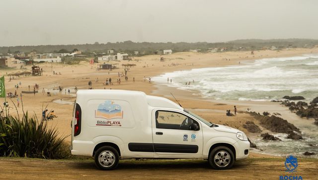 Para leer con las patas en la arena