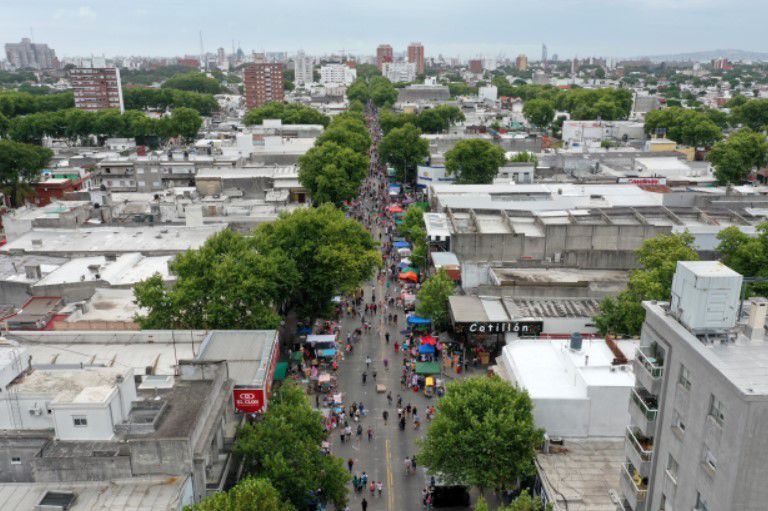 Cambios en tránsito y transporte por vía blanca en 8 de Octubre. Arenal Grande peatonal