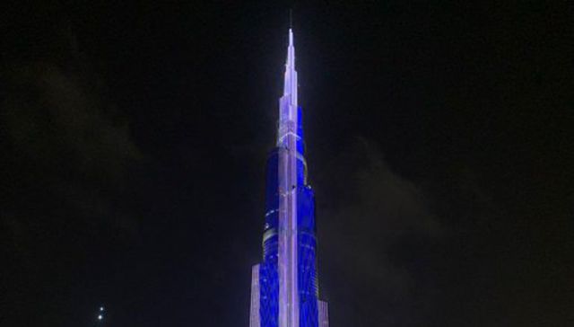 Do jamás se pone el sol