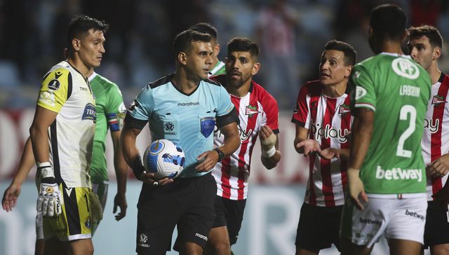 Recorre América