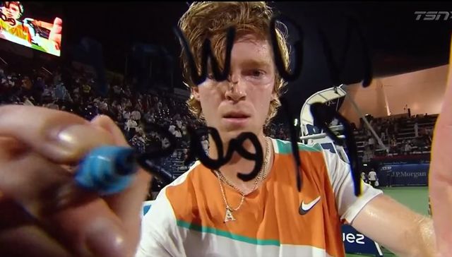 Aparece en todos lados