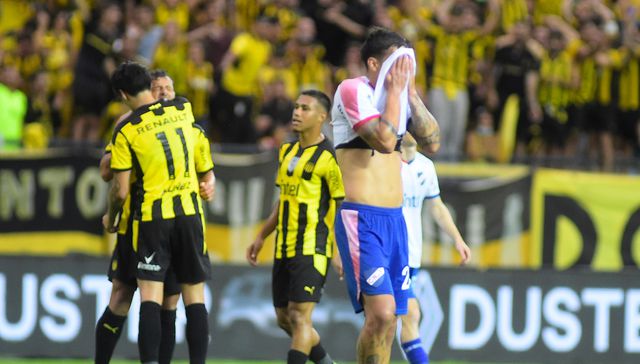 Teñidas de oro y carbón