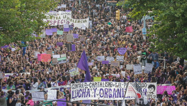 Juntas y en movimiento