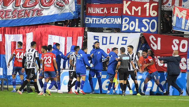 Pelota al piso