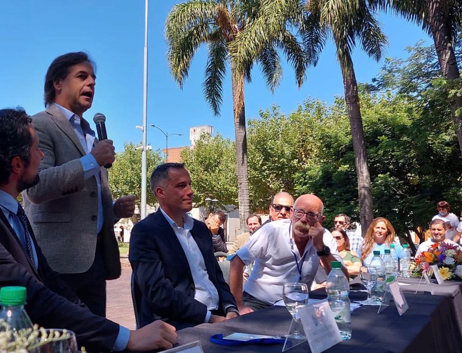 Lacalle destacó la convivencia pacífica entre sindicato y gobierno en acto en Lavalleja