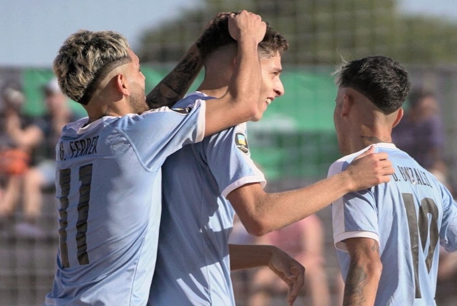 Liga Evolución Fútbol playa: Uruguay debutó con un triunfo y una