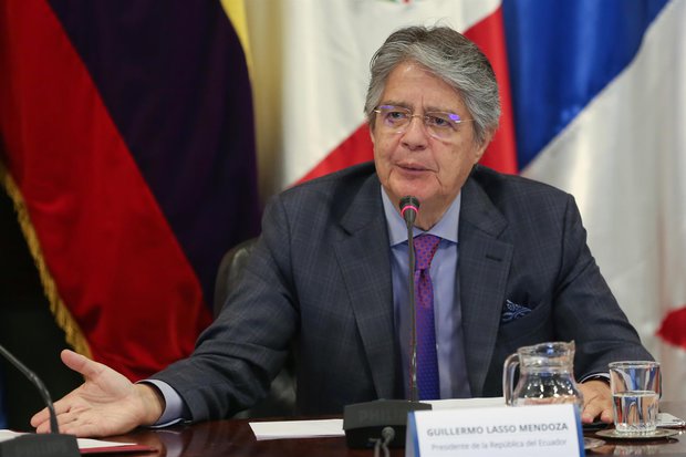Guillermo Lasso, de perder referéndum al borde del juicio político en Ecuador
