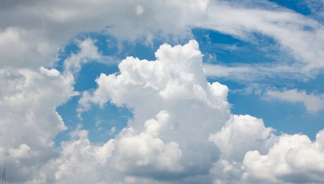 Está saliendo el sol