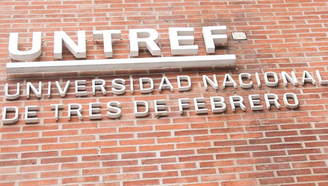 Estudiantes a estudiar