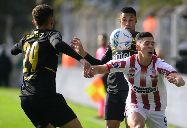 El exPeñarol, y campeón con el club, que jugará en Boston Ri