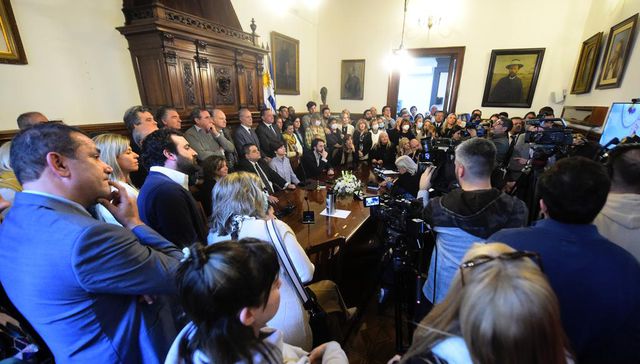 Para adelante están las casas