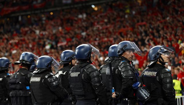 Pasa en las mejores familias