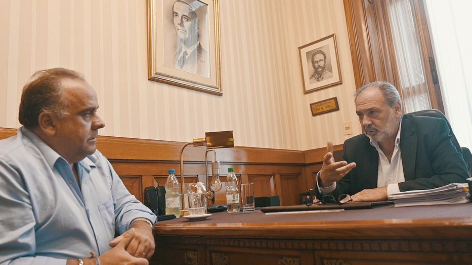 Gandini dijo que no sería correcto políticamente “no cumplir” con la recuperación salarial