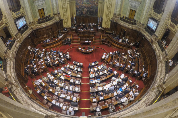 Eutanasia: diferencias entre diputados llevan a pedidos de “levantar la sesión”
