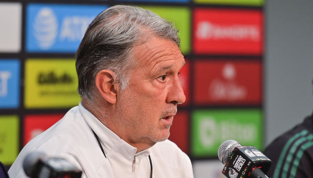 Flores a los nuestros