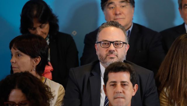 Para atrás en vez adelante