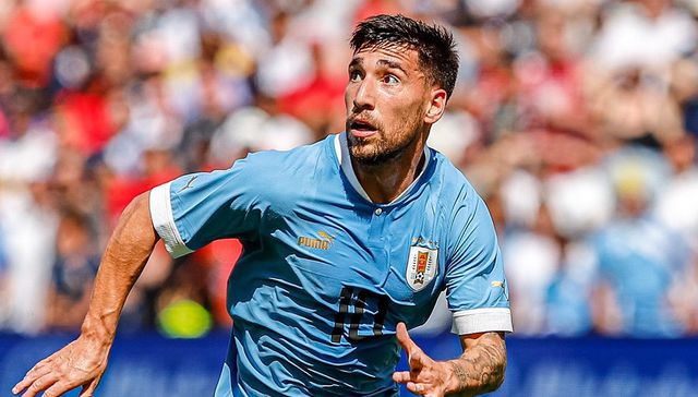 La pelota siempre a él