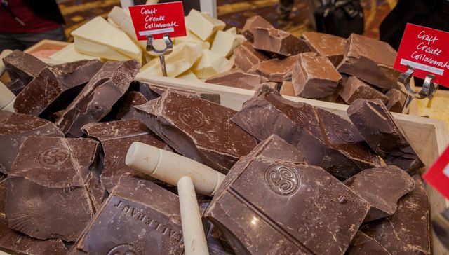 Se deshace en la boca