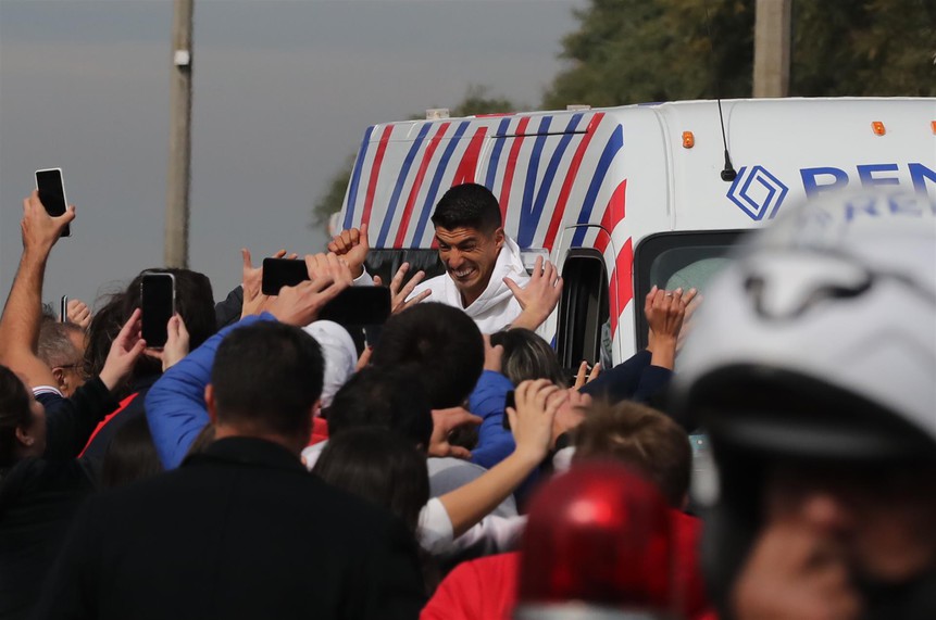 Luis Su rez Las mejores im genes de la caravana desde el