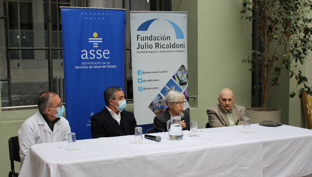 Con la firma y el registro