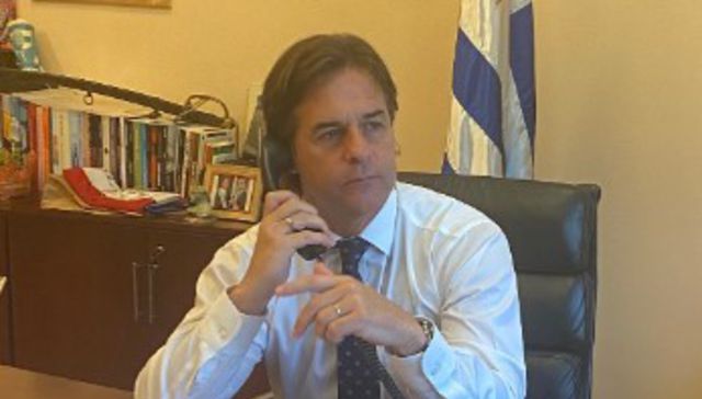 U de unión