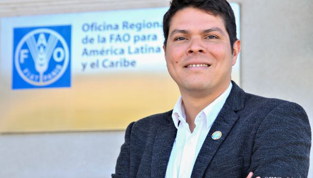 Escribe Andrés González