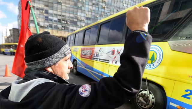 En protesta
