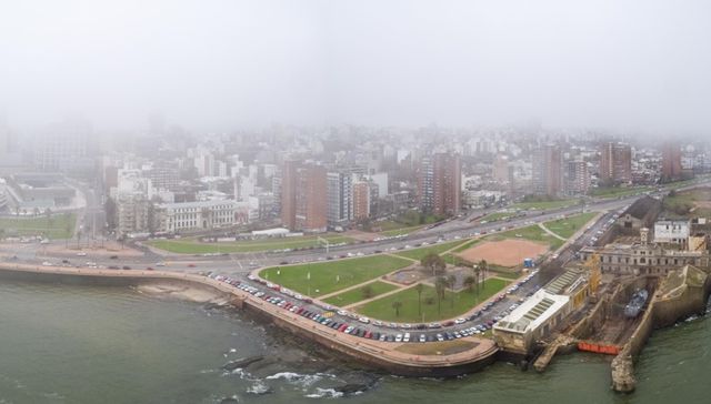 Llorar para no reír