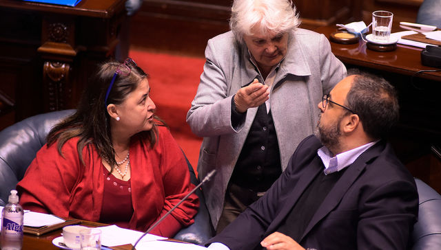 Leal hasta el apellido